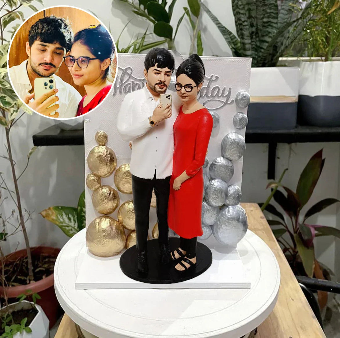 Mini Statue